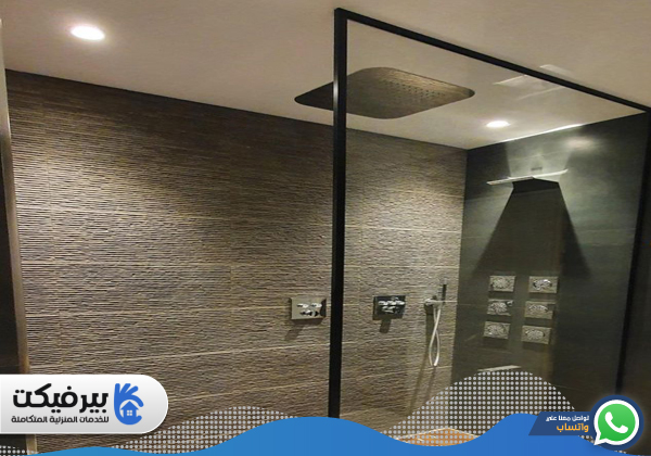 تركيب زجاج في العين